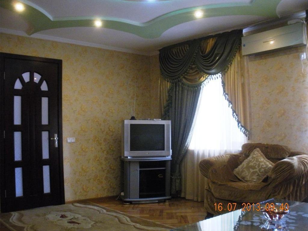 Hotel Edemi Kutaisi Habitación foto